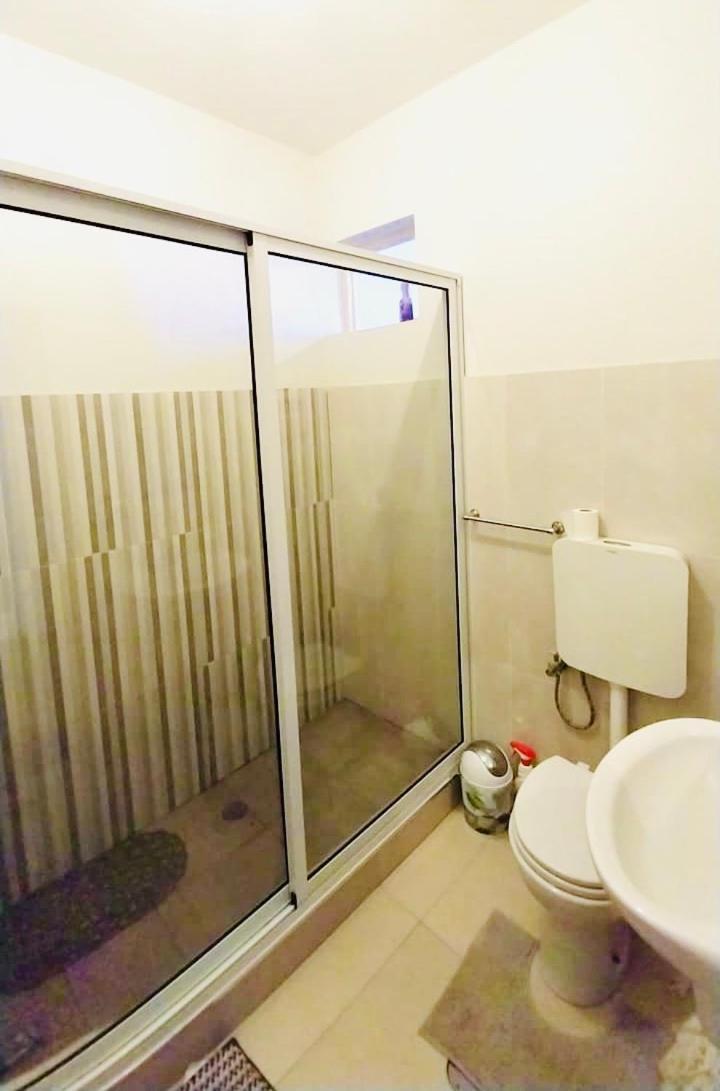 Cozy Home With Terrace Views! ポンタ・ド・ソル エクステリア 写真